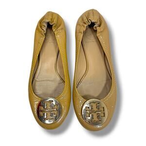 Tory Burch Reva Ballet Flats Size 7 Mustard Yellow Patent Leather Gold Logo